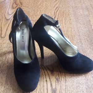 Nine West pumps